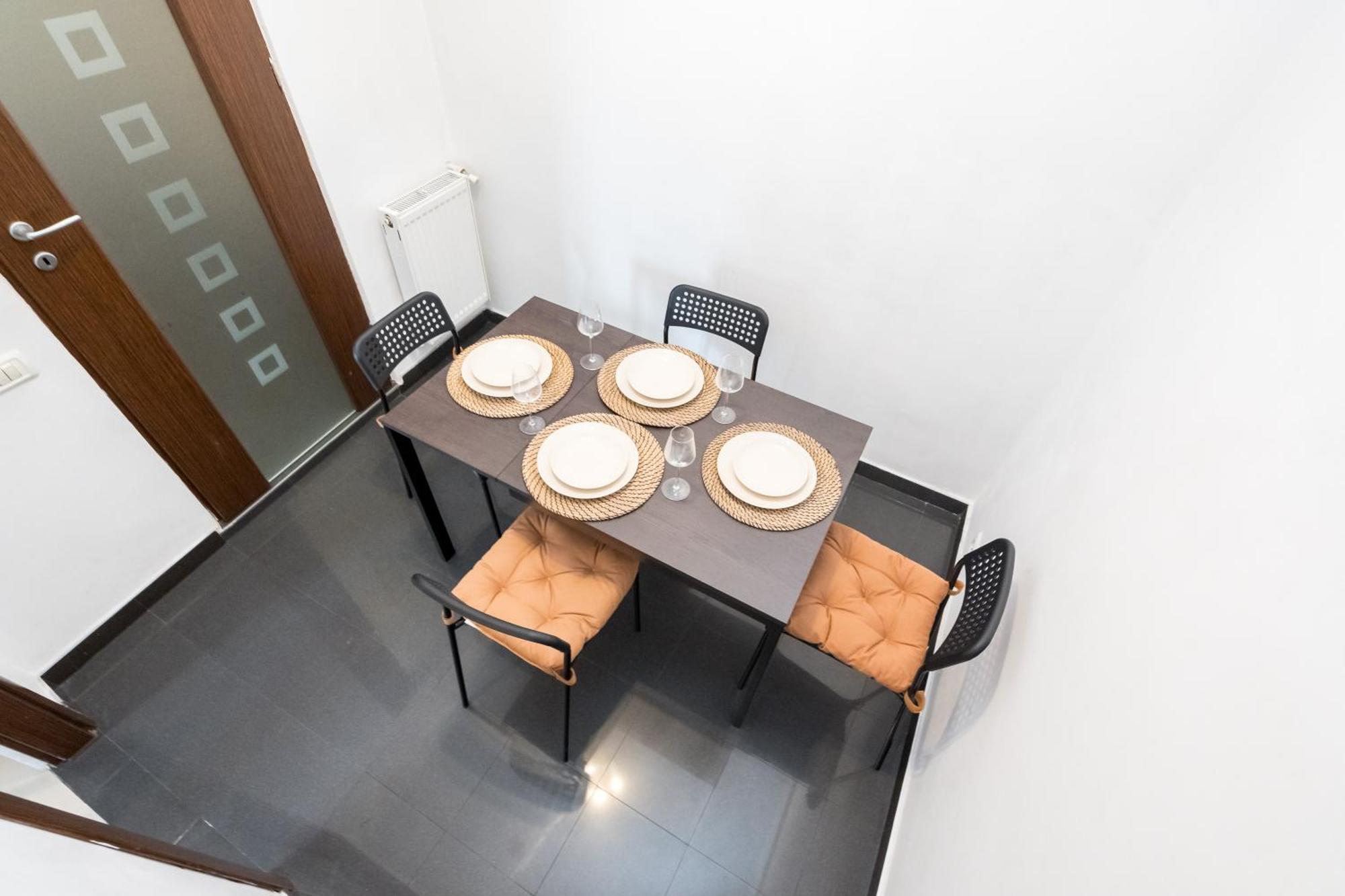 Modern & Spacious Apartment - Prime Location Near Bucharest'S Old Town 외부 사진